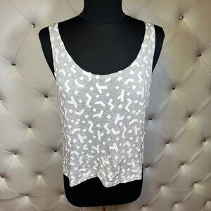 Mtwtfss Weekday Gray Patterned Women's Top Size S